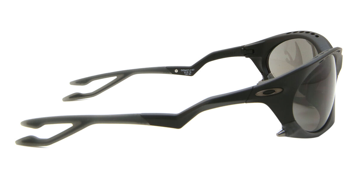 Oakley OO9437 PLANTARIS 943701 Oval Matte Black Sunglasses